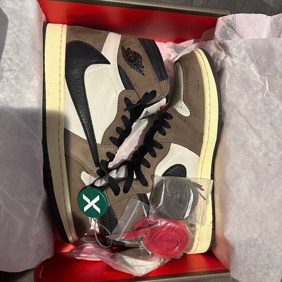 Travis Scott Jordan 1 Mocha